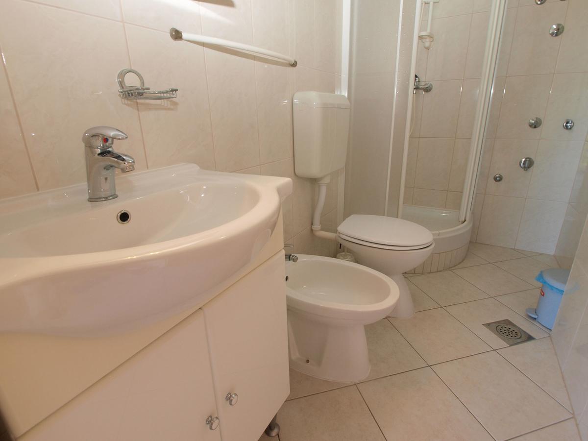 Apartments Valter 613 プーラ エクステリア 写真