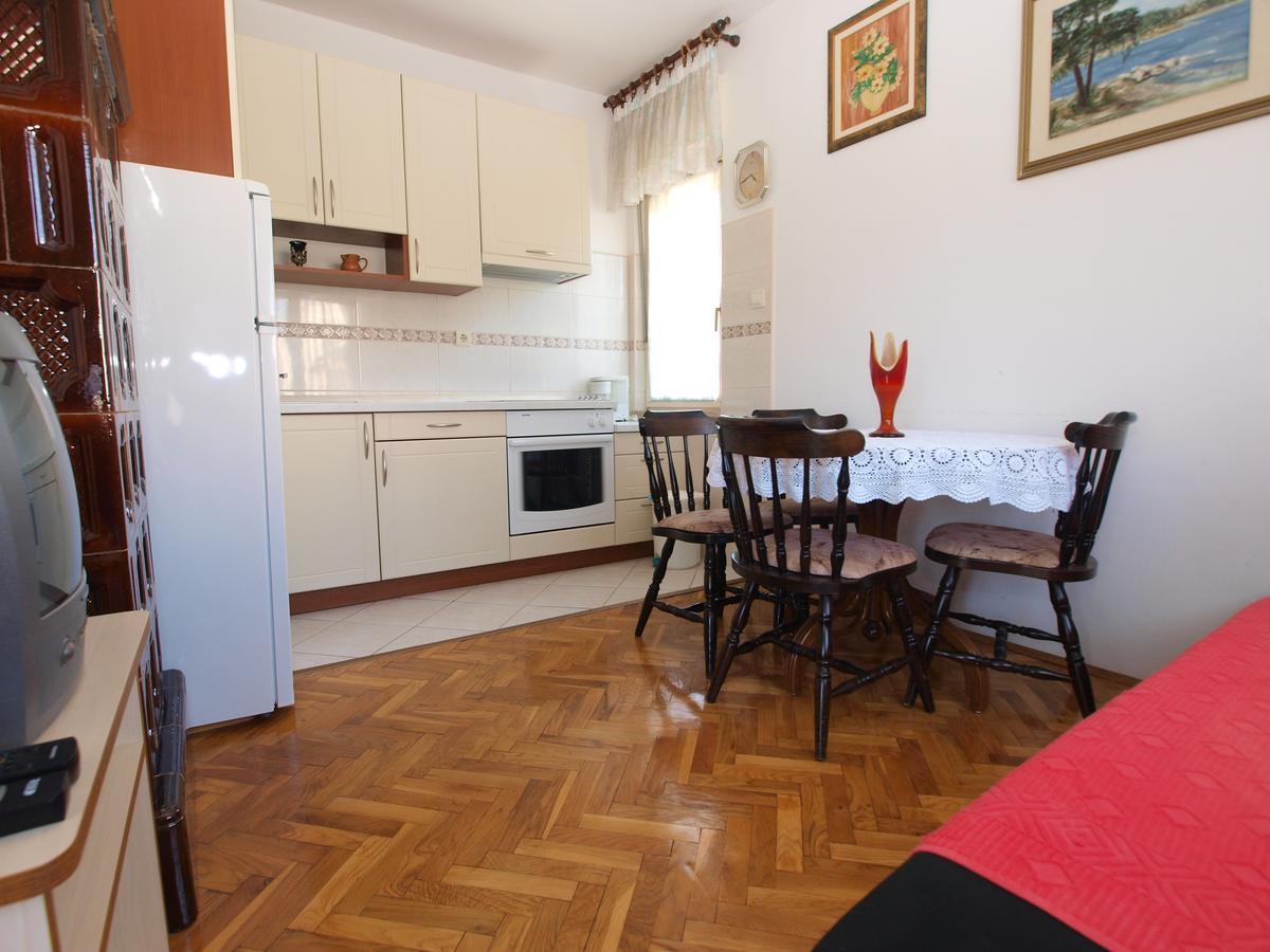 Apartments Valter 613 プーラ エクステリア 写真
