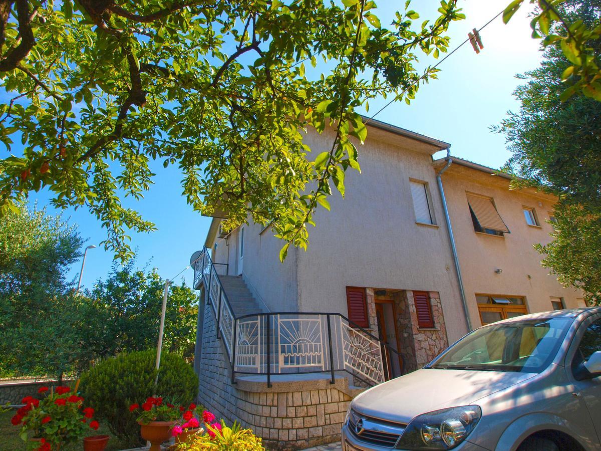 Apartments Valter 613 プーラ エクステリア 写真