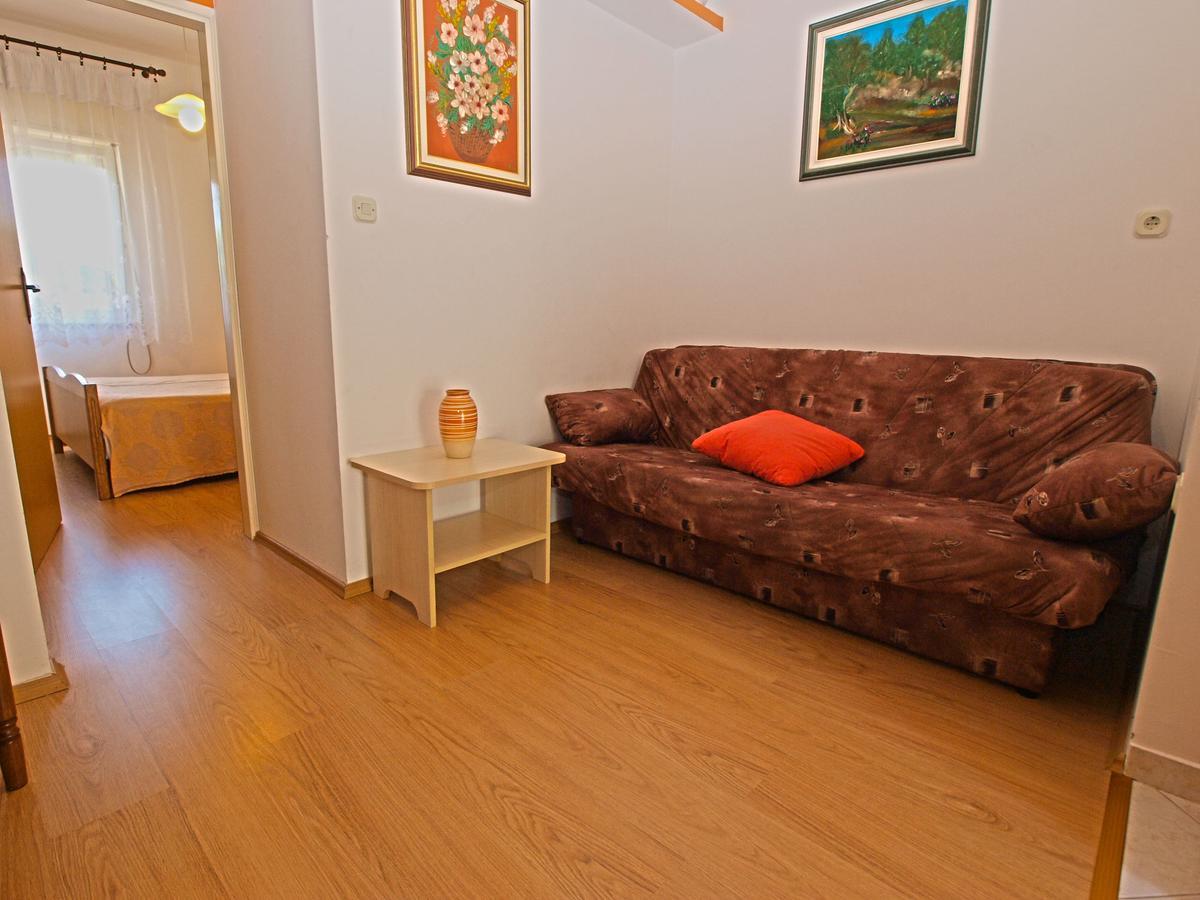 Apartments Valter 613 プーラ エクステリア 写真