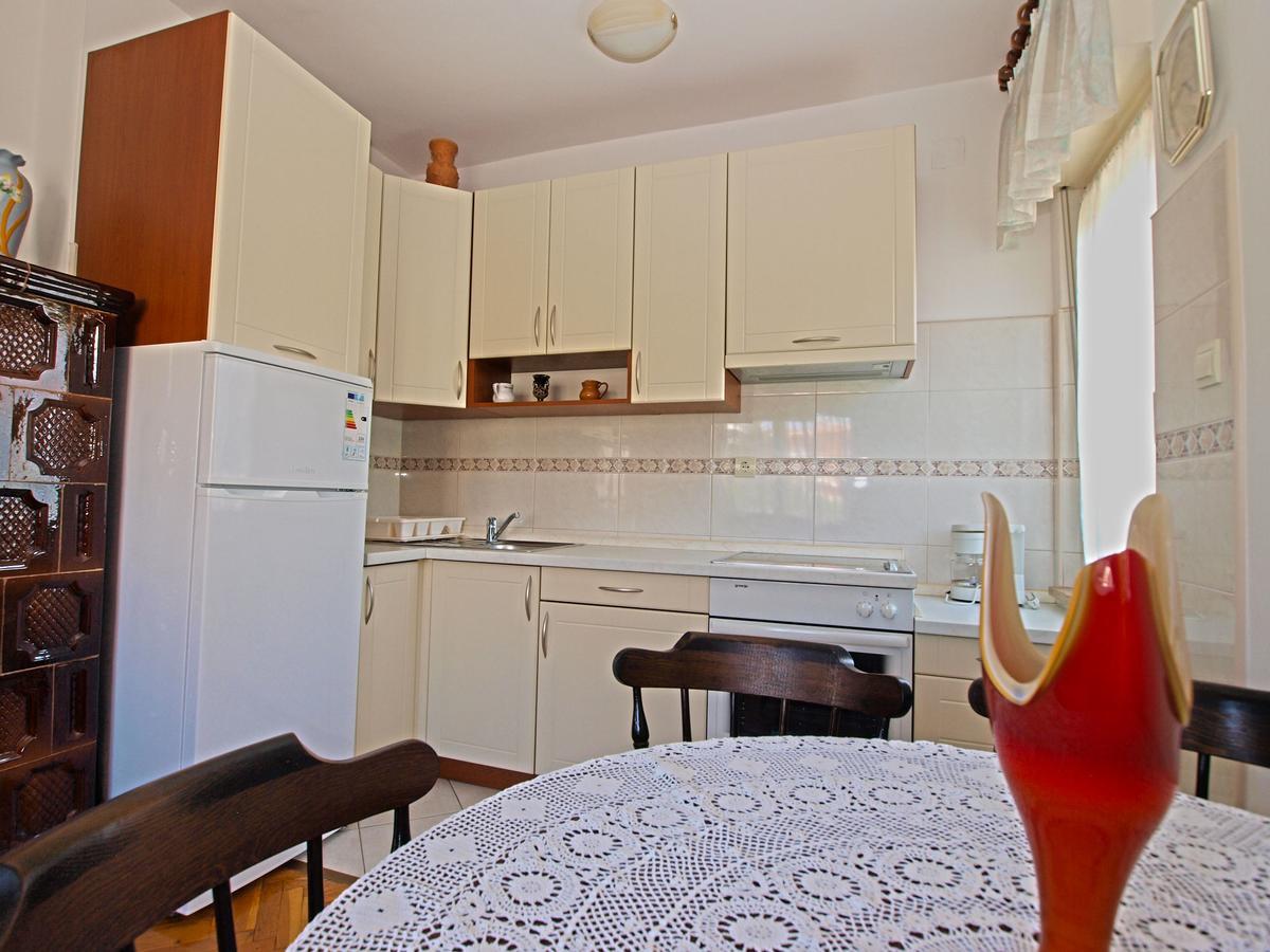 Apartments Valter 613 プーラ エクステリア 写真